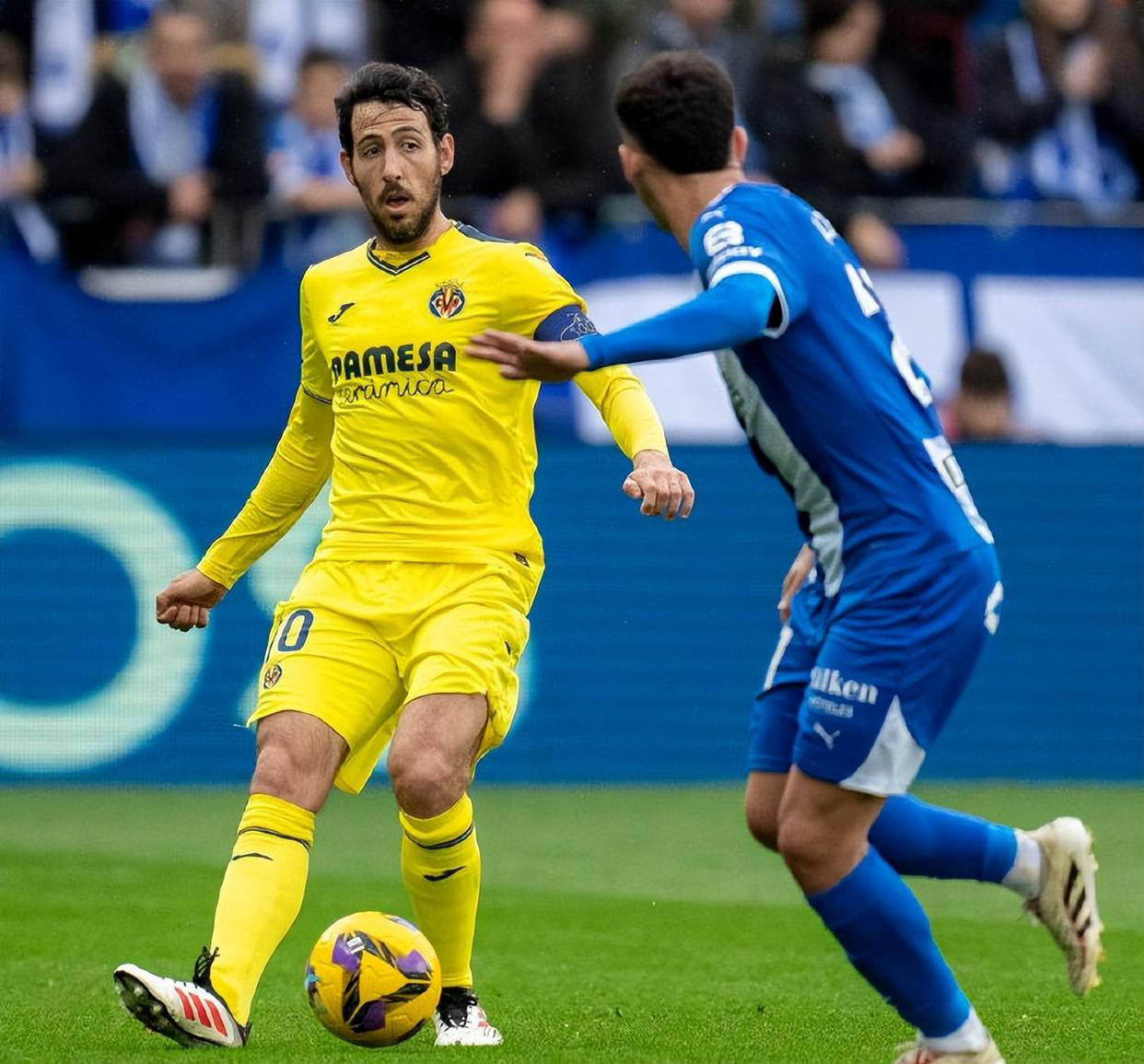 山东泰山围绕法国杯回应争议比利亚雷亚尔转会期队长鼓劲，现场解说直呼：赛后广厦男篮调整名单以备西甲的简单介绍